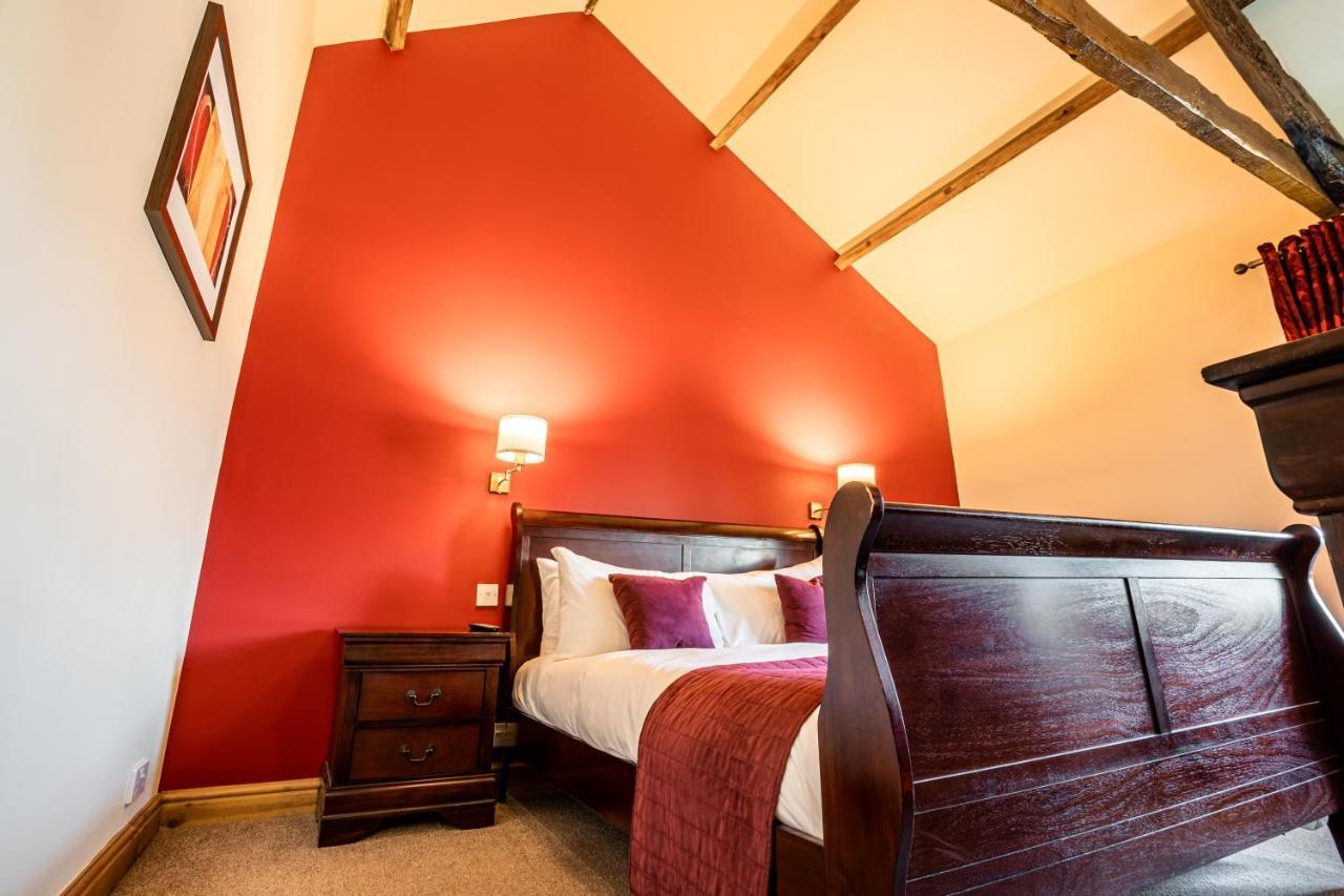 The Village Inn Longframlington Экстерьер фото